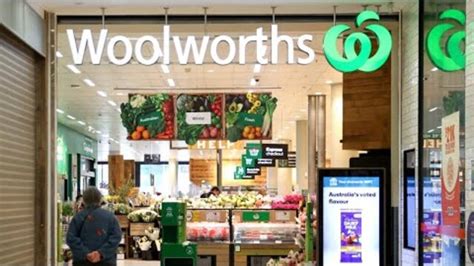 ‘I hope people boycott Woolworths’: Kristy McSweeney