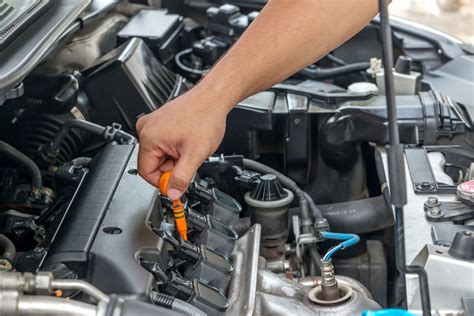 À quelle fréquence vérifier les niveaux de sa voiture Radio Mélodie