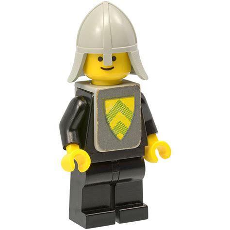 LEGO Yellow Castle Knight Black Minifigure Inventory | Brick Owl - LEGO ...