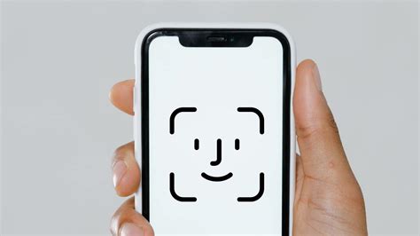 Apple Posticipa Lintroduzione Del Face Id Sotto Il Display Su Iphone