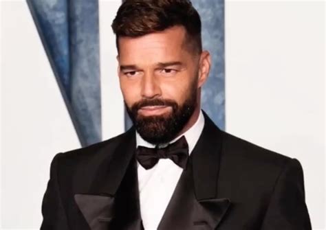 Argentino Faz Mais De Cirurgias Para Se Parecer Ricky Martin