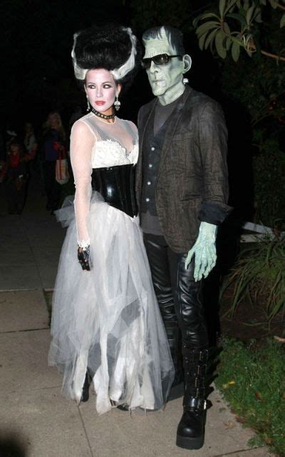 Amazing Couple Costumes Couples Halloween Costume Ideas Halloween In 2019 Cool Halloween