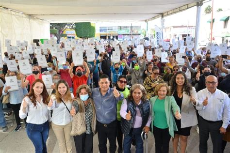 Alcaldesa Leonor Noyola Entrega Escrituras A Soledenses La Roja