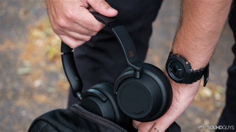 Microsoft Surface Earbuds review: A unique AirPods rival - SoundGuys