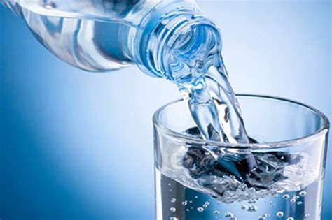 Beneficios De Tomar Agua En Ayunas