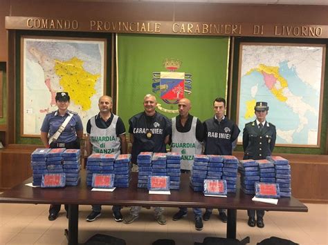 Maxi Sequestro Di Droga In Porto In Auto 134 Chili Di Cocaina Per 10