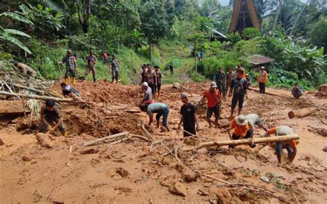 Tiga Orang Meninggal Dunia Akibat Bencana Longsor Di Toraja Utara