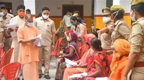 Yogi Adityanath Holds Janata Darshan In Gorakhpur Hindustan Times