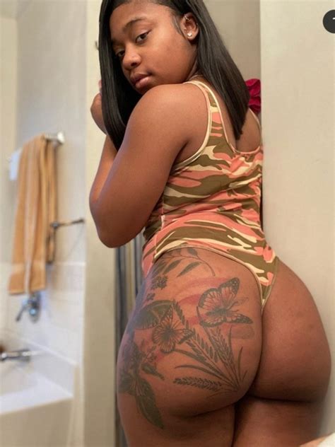 African Queen Lesbian Porn Photos Of Women