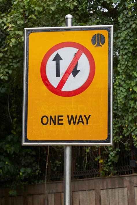 Road Traffic Signs In Pakistan