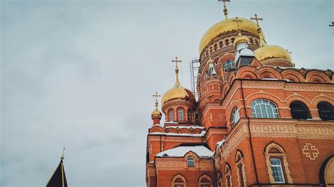 Церковный календарь 2024 года: праздники, посты, дни поминовения усопших