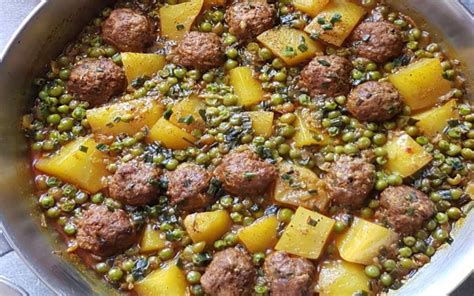 Tajine De Viande Hach E Petits Pois Et Pommes De Terre