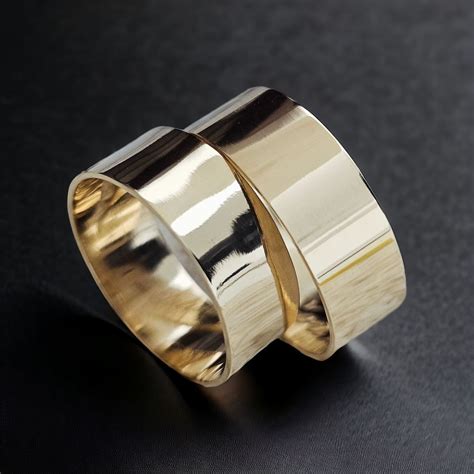 Alianças de Casamento e Noivado em Ouro 18k 5mm 8g o Par e Sem