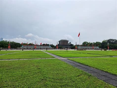 Ho Chi Minh Mausoleum And Museum Guide To Visiting On Of Hanoi S Most