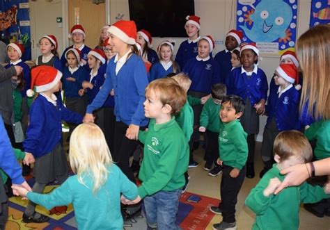 St Anne S Choir Ysgol Cae R Gwenyn