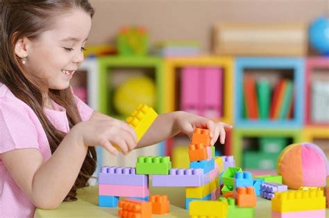 Brinquedo tubo das cores montessori diversão e aprendizado