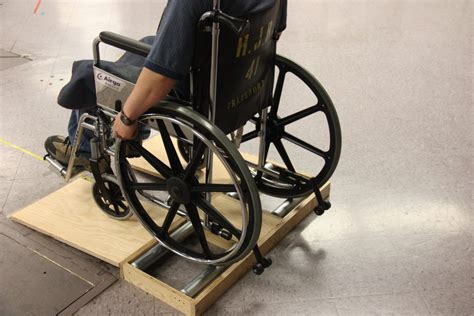 Wheelchair training – Laboratory of Advanced Technology in Rehabilitation