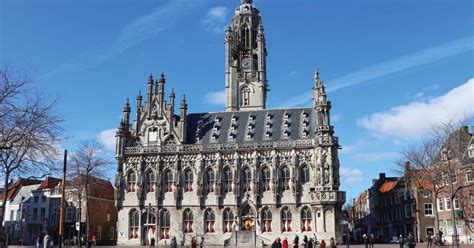 Middelburg Geführte Tour durch das Rathaus GetYourGuide