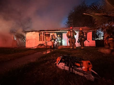 Firefighters Quickly Extinguish House Fire On Sterling Rd