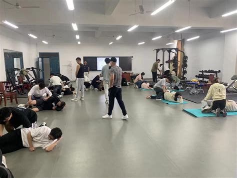 体育健康学院开展第二期运动康复专业沙龙 体育健康学院