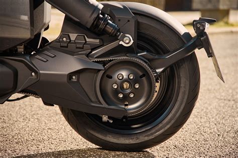 Bmw Ce Primeras Impresiones Scooter El Ctrico De Estilo Rompedor