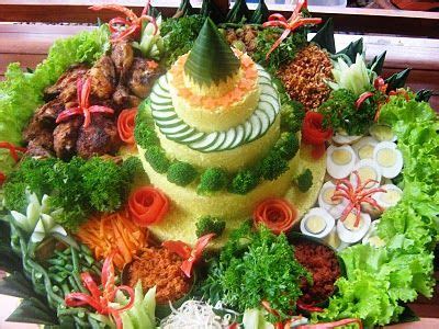 Tumpeng | Indonesian food, Cooking with coconut milk, Food