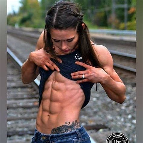 How She Looking Beautiful 🥰 Having 8 Packs In 2021 Muscle Women