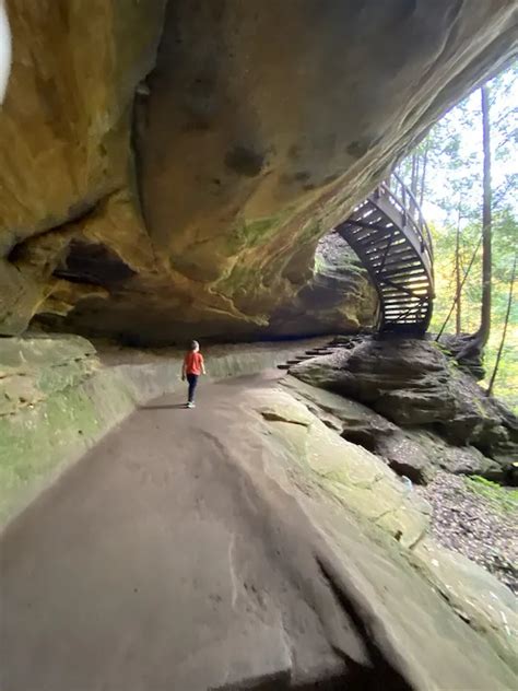 Old Man S Cave In Hocking Hills Is A Breathtaking Hike