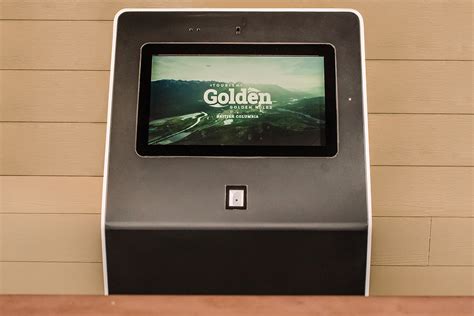 iQuiki Outdoor Weatherproof Kiosks – Self-serve weatherproof digital kiosk distribution and ...