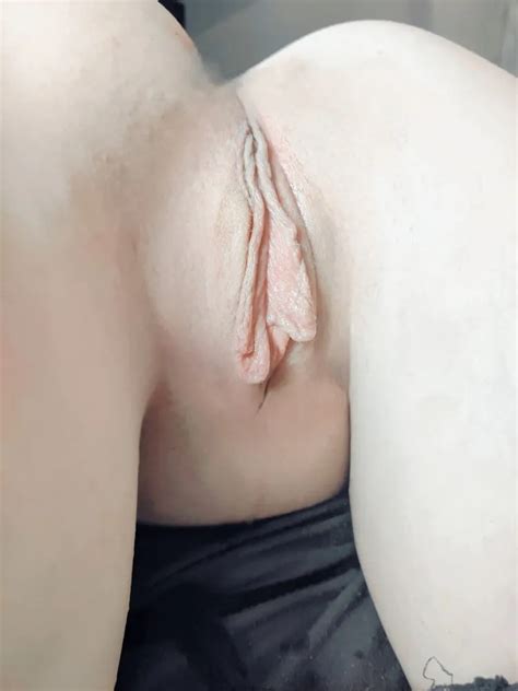 Mistys Perfect Pussy 13 Nude Pics XHamster