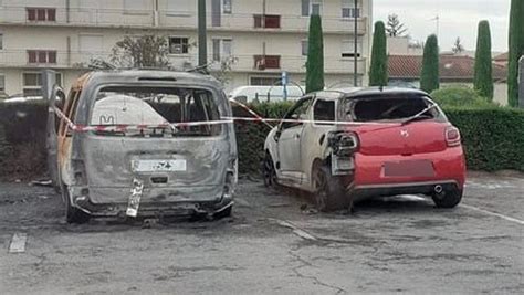 Montrond Les Bains Le Syst Me De D Sembuage Met Le Feu La Voiture