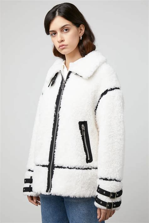 Шуба из овечьей шерсти SnowQueen_collection 668390003 цены в Москве ...