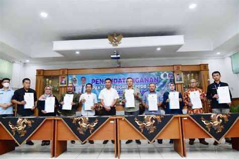 Ppdb Jabar Operator Hingga Kepala Sekolah Tanda Tangani Pakta