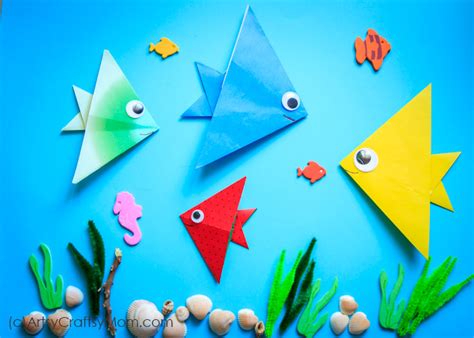 One Fish Two Fish Dr Seuss Craft - Origami Fish - Artsy Craftsy Mom