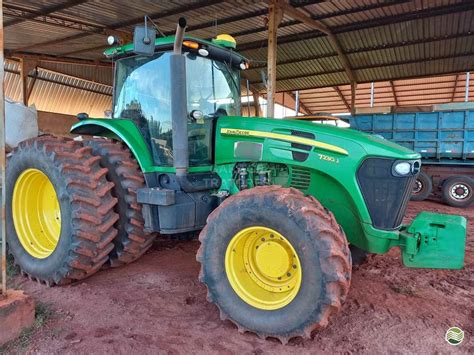 Trator John deere 7230 usado à venda