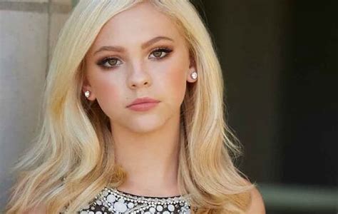 Who Is Jordyn Jones Bio Age Net Worth Relationship Height The Best