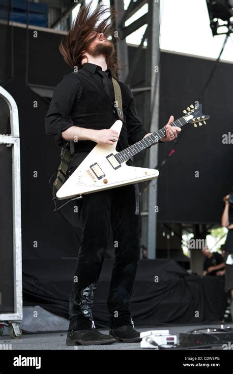 May 24 2011 Columbus Ohio Us Hinder Guitarist Mark King Plays