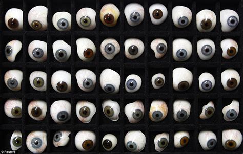 How Glassmakers Incredibly Realistic Prosthetic Eyes Are Giving Hope