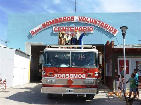 Bomberos voluntarios de Centenario salvaron la vida a un bebé de tres