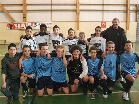 Actualité LES U13 VAINQUEURS club Football ELVINOISE FOOT Footeo