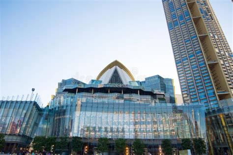 Outside of the Iconsiam on the River Editorial Photography - Image of ...