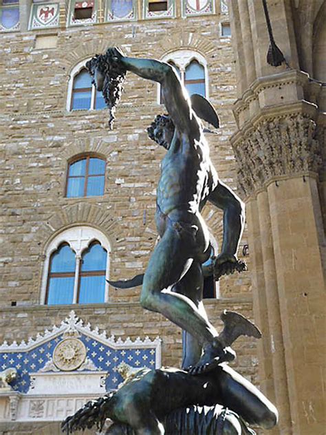 Pers E Statues Piazza Della Signoria Centre Historique Florence