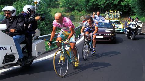 Marco Pantani vs Pavel Tonkov Plan di Montecampione 19ª tappa Giro