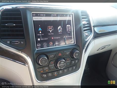 Indigo Ski Gray Interior Controls For The 2018 Jeep Grand Cherokee