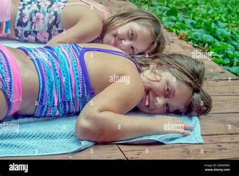 ans bikini Banque de photographies et dimages à haute résolution Alamy