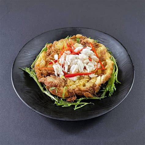 Fluffy Thai Omelette With Sweet Crab Meat Kai Jiao Pu ไข่เจียวปู Kin