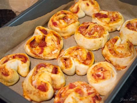 [Recipe] Pillsbury Pizza Rolls | Jinxi Eats | Recipe | Recipes, Pizza ...