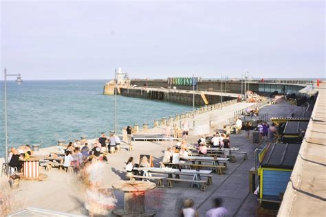 Home | Folkestone Harbour Arm