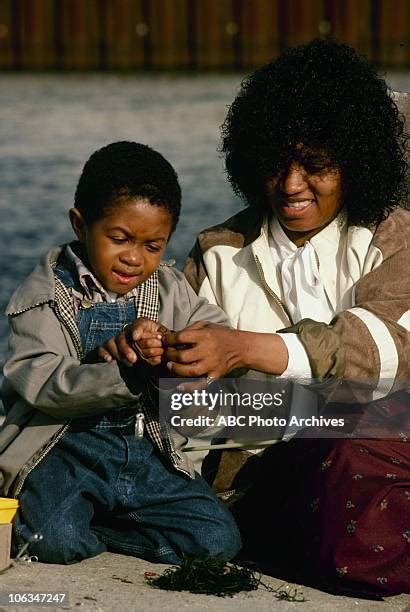 54 Emmanuel Lewis Family Layout Stock Photos, High-Res Pictures, and Images - Getty Images