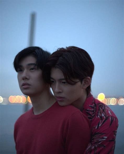 Pin By Nguyenlengocvan 02 On Pond Phuwin Never Let Me Go Cute Gay Couples Gmmtv
